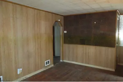 147 Martin Ave, Clifton, NJ 07012 - Photo 3