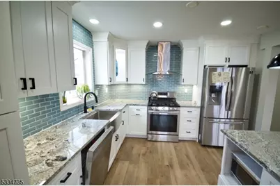 910 Smith St, Linden, NJ 07036 - Photo 3