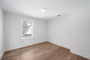 96 Watchung Ave 3rd Fl, Montclair, NJ 07043 - Photo 29