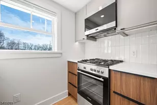 96 Watchung Ave 3rd Fl, Montclair, NJ 07043 - Photo 17