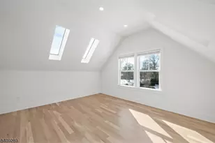 96 Watchung Ave 3rd Fl, Montclair, NJ 07043 - Photo 7