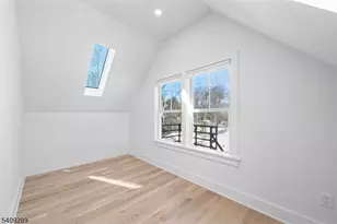 96 Watchung Ave 3rd Fl, Montclair, NJ 07043 - Photo 21