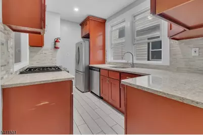 32 Dodd St, East Orange, NJ 07017 - Photo 7