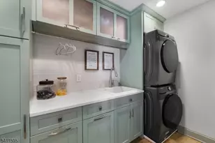 6 Stonehedge Ct, Warren Township, NJ 07059 - Photo 29