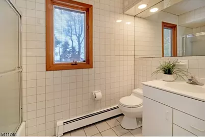 174 Crescent Rd, Florham Park, NJ 07932 - Photo 9