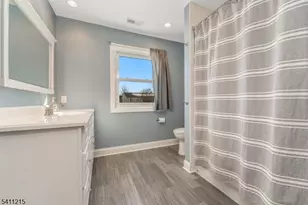 16 Aberdeen Circle, Raritan Township, NJ 08822 - Photo 27