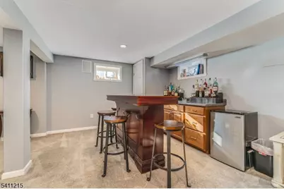 16 Aberdeen Cir, Raritan Township, NJ 08822 - Photo 37