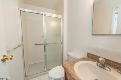 19 Trouville Dr, Parsippany, NJ 07054 - Photo 13