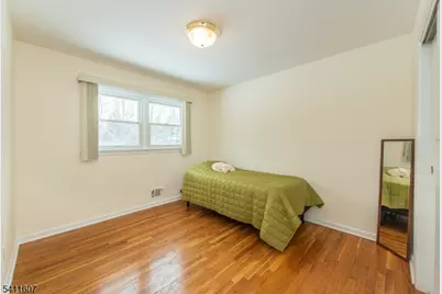 19 Trouville Dr, Parsippany, NJ 07054 - Photo 17