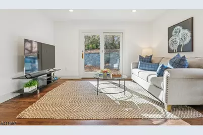 19 Bodwell Ter, Millburn, NJ 07041 - Photo 9