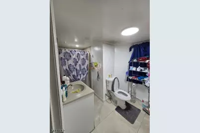 111 Ridgewood Ave, Newark, NJ 07108 - Photo 11