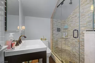 950 Carteret Ave, Union Township, NJ 07083 - Photo 17