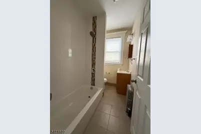 60 Vermont Ave #1, Newark, NJ 07106 - Photo 3