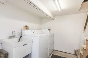 19 Sylvan Pl, Montclair, NJ 07042 - Photo 13