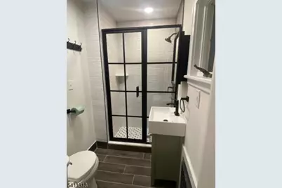 19 Sylvan Pl, Montclair, NJ 07042 - Photo 11