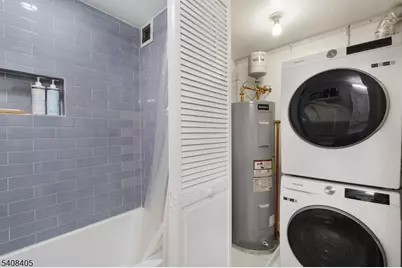 300 Main St #413, Little Falls Township, NJ 07424 - Photo 23