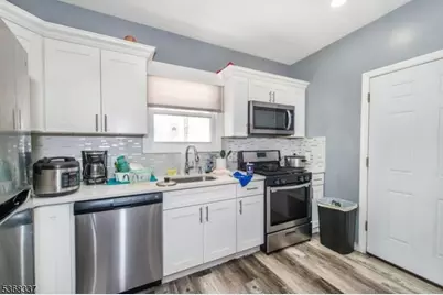 47 Washington Ave, Nutley, NJ 07110 - Photo 5