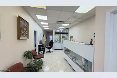 6110 Bergenline Ave, West New York, NJ 07093 - Photo 11