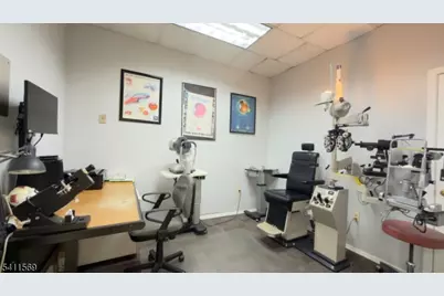 6110 Bergenline Ave, West New York, NJ 07093 - Photo 3