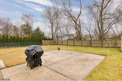 499 Old Stage Rd, Spotswood, NJ 08884 - Photo 21