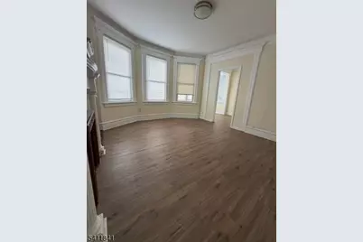 60 Vermont Ave #2, Newark, NJ 07106 - Photo 5