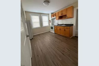 60 Vermont Ave #3, Newark, NJ 07106 - Photo 3