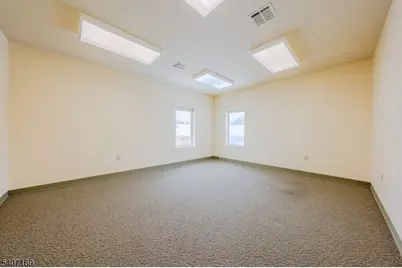 1000 Coventry Dr, Lopatcong Township, NJ 08865 - Photo 37