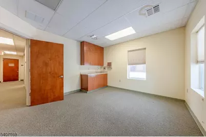 1000 Coventry Dr, Lopatcong Township, NJ 08865 - Photo 17