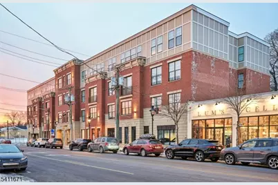 1722 Springfield Ave #402, Maplewood Twp., NJ 07040 - Photo 1