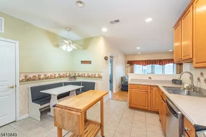 10323 Warrens Way, Wanaque, NJ 07465 - Photo 11