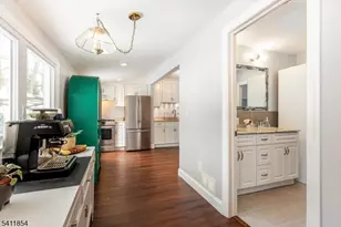 19 Pinecrest Terrace, Wayne, NJ 07470 - Photo 15