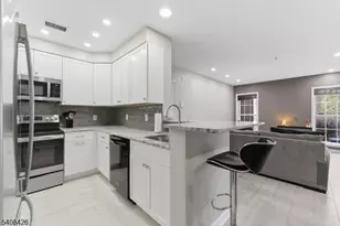 2108 Schindler Ln, Wayne Twp., NJ 07470 - Photo 5