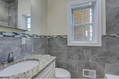 59 Sunset Ave, Newark, NJ 07106 - Photo 13