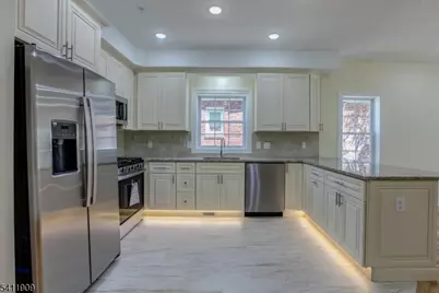 59 Sunset Ave, Newark, NJ 07106 - Photo 5