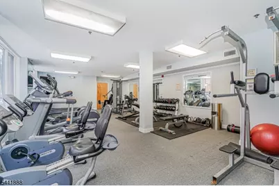 501 9th St #303, Hoboken, NJ 07030 - Photo 19