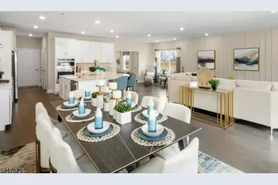 34 Eastwood Ter #34, East Hanover Township, NJ 07936 - Photo 5