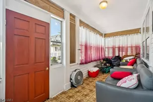 7 Wolf Pl, Irvington, NJ 07111 - Photo 21