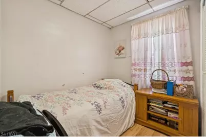 7 Wolf Pl, Irvington, NJ 07111 - Photo 19