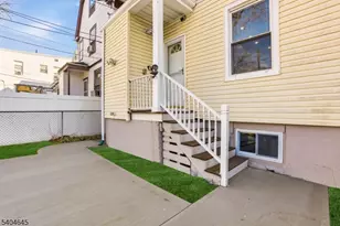 207 Brighton Ave, East Orange, NJ 07017 - Photo 25