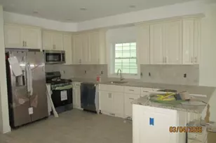 68 Lindsley Ave, Newark, NJ 07106 - Photo 3