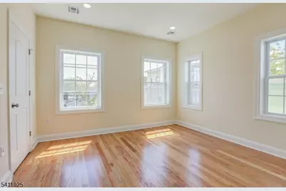 68 Lindsley Ave, Newark, NJ 07106 - Photo 17