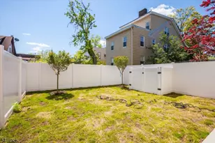 68 Lindsley Ave, Newark, NJ 07106 - Photo 23