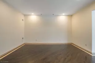 302 Walnut Ave, Cranford Township, NJ 07016 - Photo 11