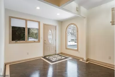 302 Walnut Ave, Cranford Township, NJ 07016 - Photo 5