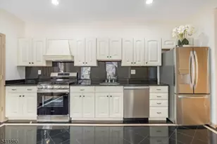 302 Walnut Ave, Cranford Township, NJ 07016 - Photo 13