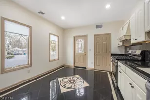 302 Walnut Ave, Cranford Township, NJ 07016 - Photo 15