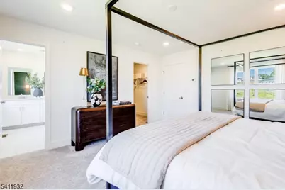 81 Eastwood Ter #81, East Hanover Township, NJ 07936 - Photo 21