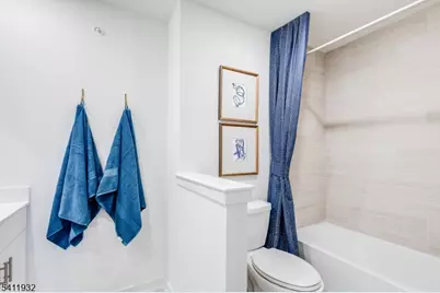 81 Eastwood Ter #81, East Hanover Township, NJ 07936 - Photo 25