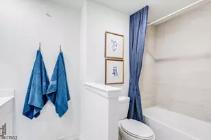 81 Eastwood Ter, East Hanover Township, NJ 07936 - Photo 25