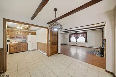 13 Iroquois Ave, Parsippany, NJ 07034 - Photo 11